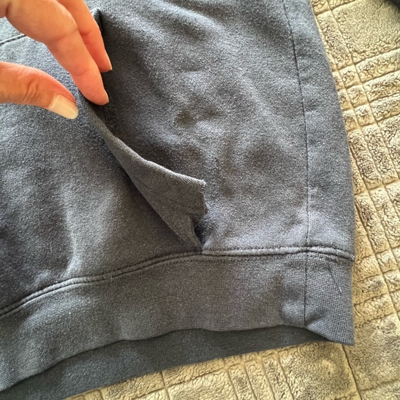 UVA hoodie, Youth Small (8-10) - Picture 3 of 6